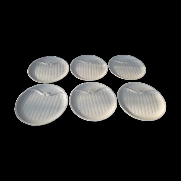 6 assiettes à asperges blanches en faïence de Gien diam 26,5 cm