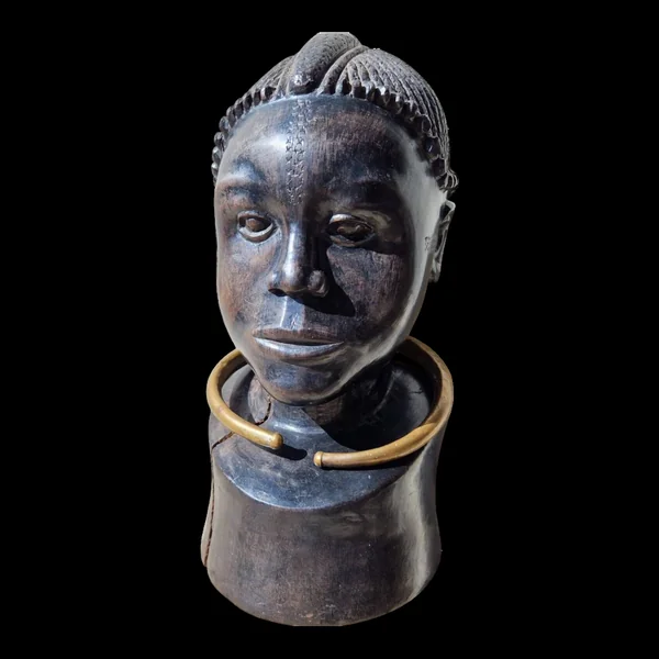 Buste tribal africain en ébène