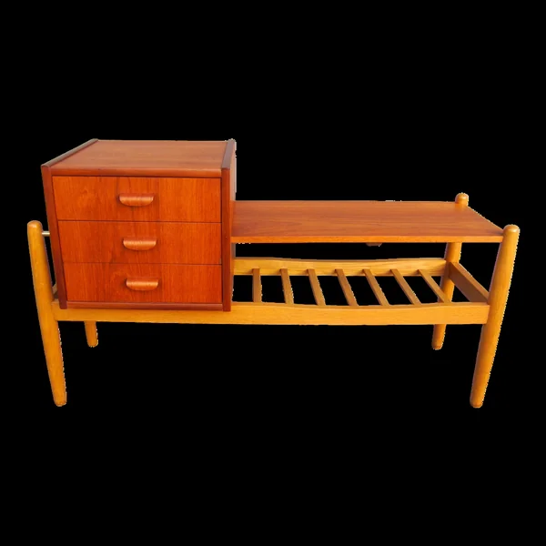 Console scandinave