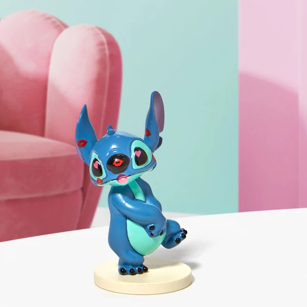 Figurine Stitch avec des traces de rouge à lèvres - Disney Grand Jester