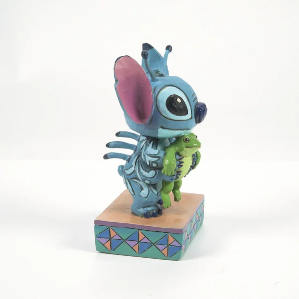 Figurine Stitch et une grenouille - Disney Traditions