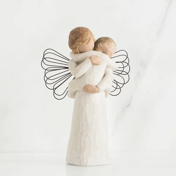 Figurine Étreinte d'un Ange - Willow Tree - Tenir près de soi ce qui nous est cher