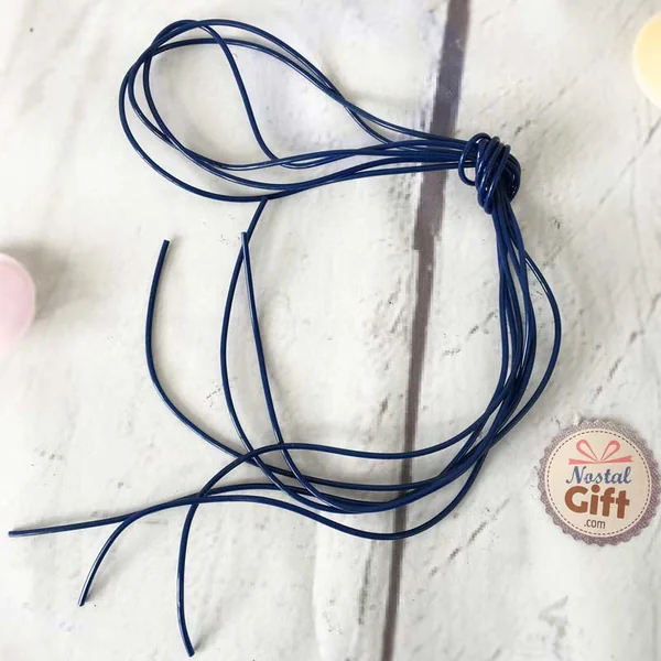 Fils de scoubidou - Bleu Marine (par 3)