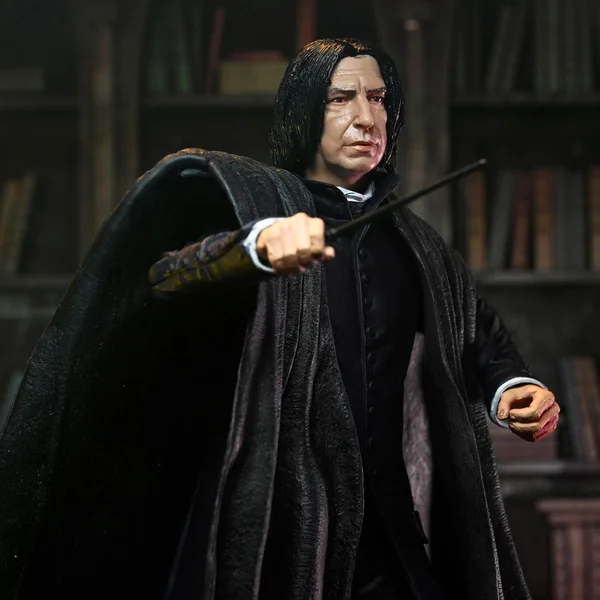 HARRY POTTER - 7" SCALE ACTION FIGURE - LEGACY COLLECTION - SEVERUS SNAPE